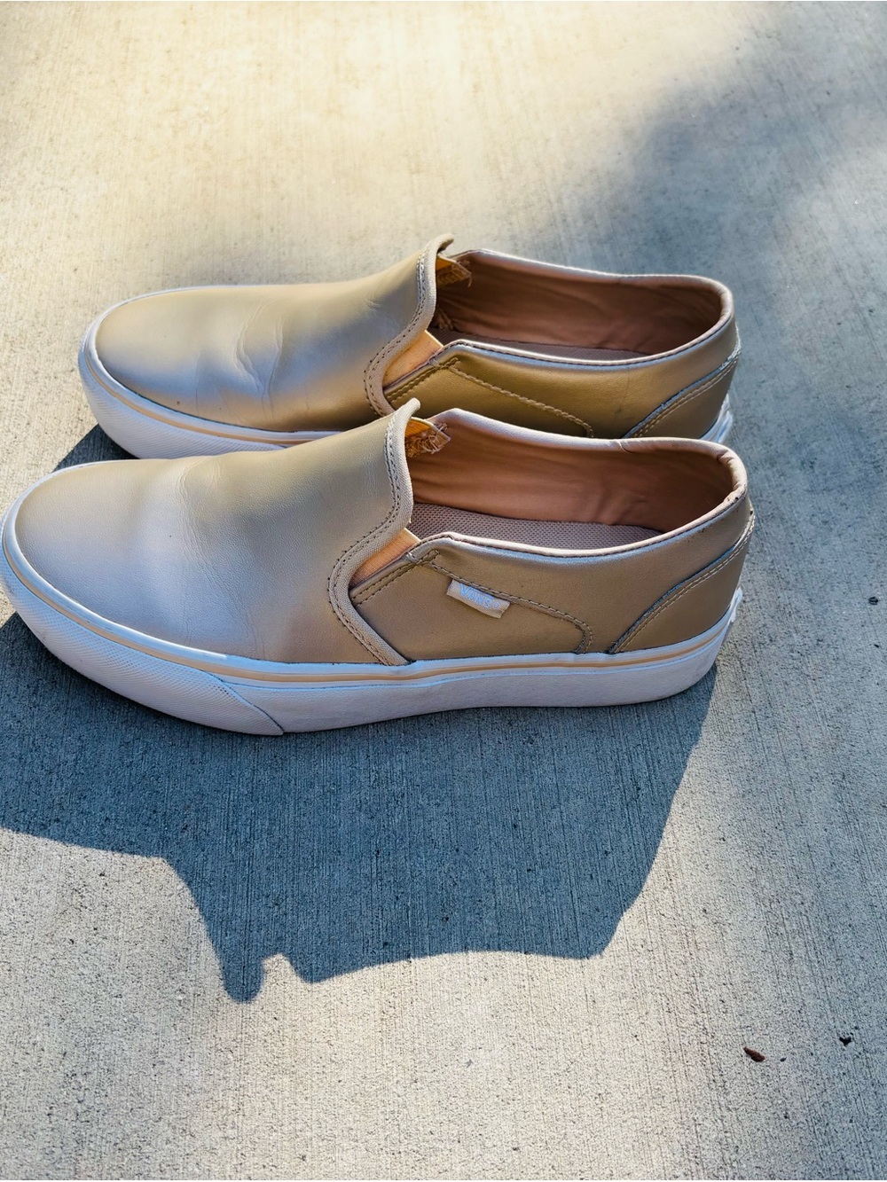 Vans Women’s Slip-On Loafers — Light Tan, or Metallic gold size 8.5 - Picture 12 of 13